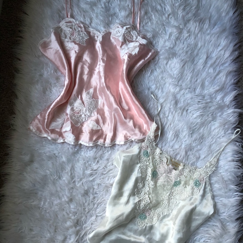 2! Victoria’s Secret Vintage Gold Label Bundle